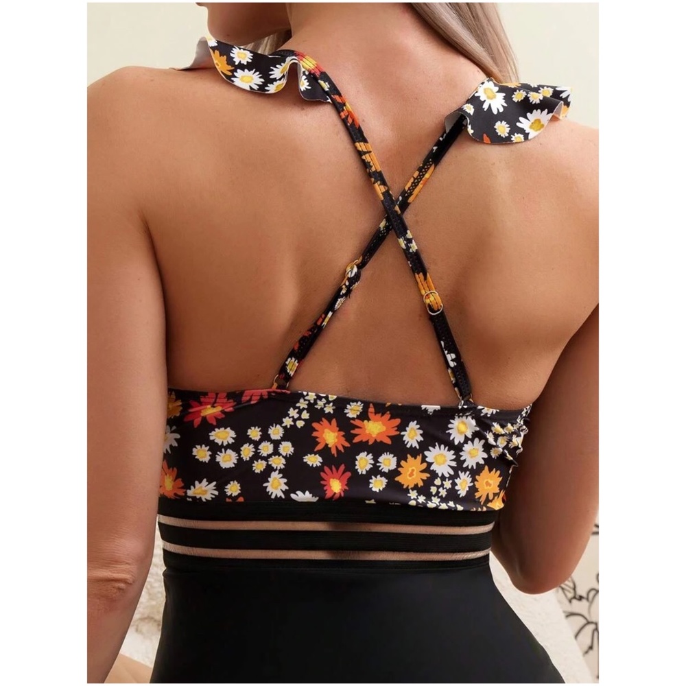Boho Floral Print Ruffle Criss Cross Monokini One Piece Swim - Picture 5 of 9